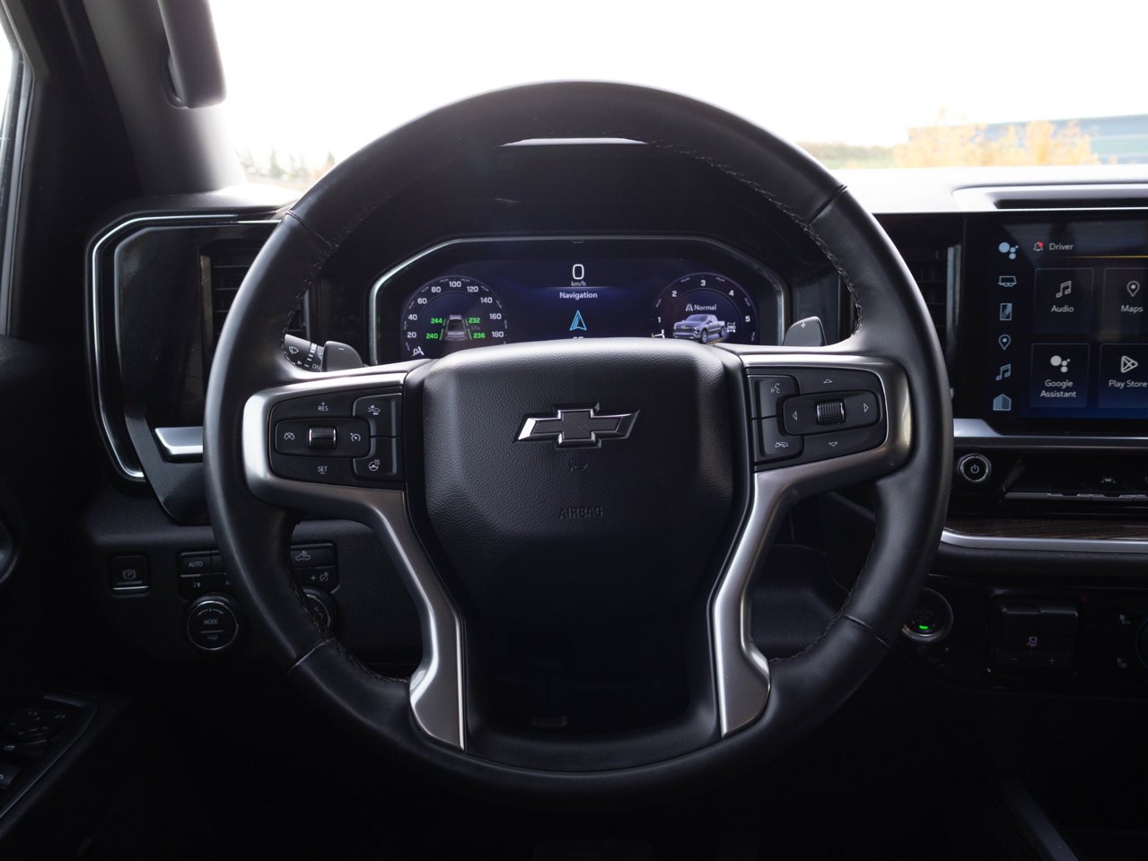 2024 Chevrolet Silverado 1500 4WD Crew Cab 147 RST White Sherwood Park - photo #28