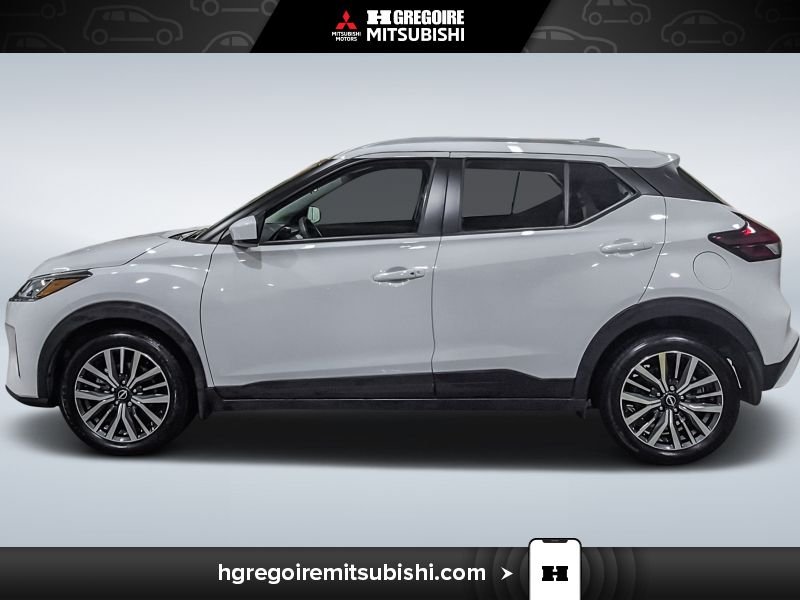 2025 Nissan Kicks SV * Mags * Caméra * Carplay * Bluetooth White