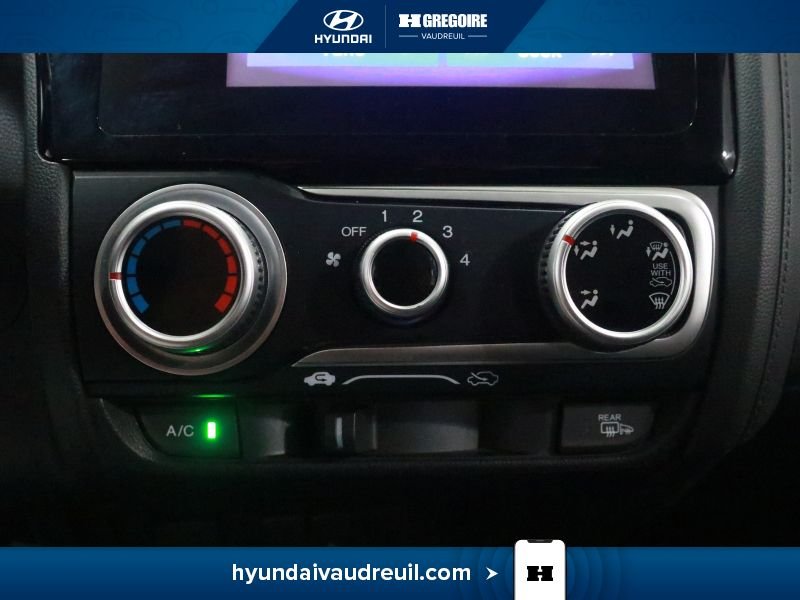 Honda Fit YA914 | 5dr HB CVT LX 2015 Gris Laval - photo #26
