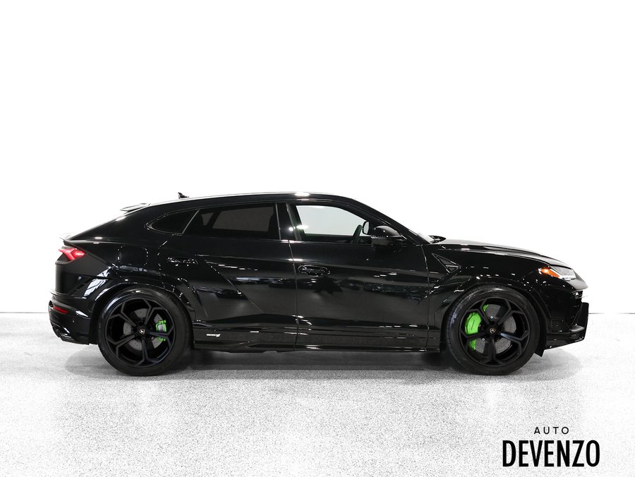 2024 Lamborghini Urus 2024 Black