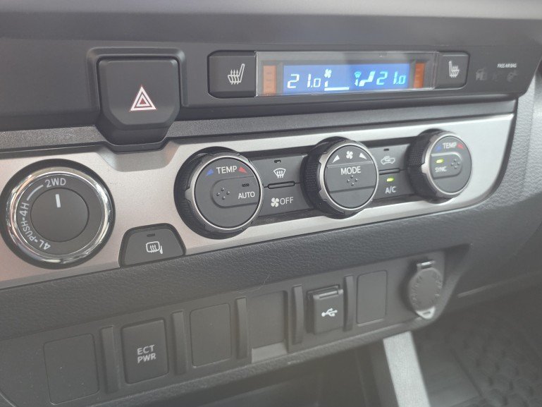 Toyota Tacoma SR5 4X4 2022 Gris Mont-Laurier - photo #24