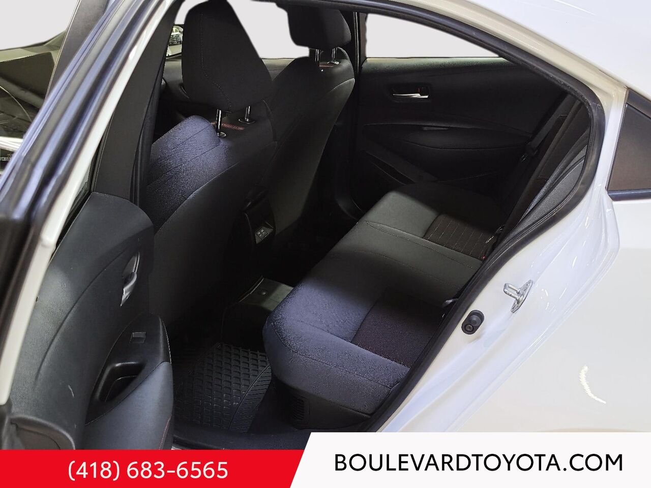 Toyota Corolla Hybride 100561A-114 | SE, AWD 2023 Blanc Québec - photo #18