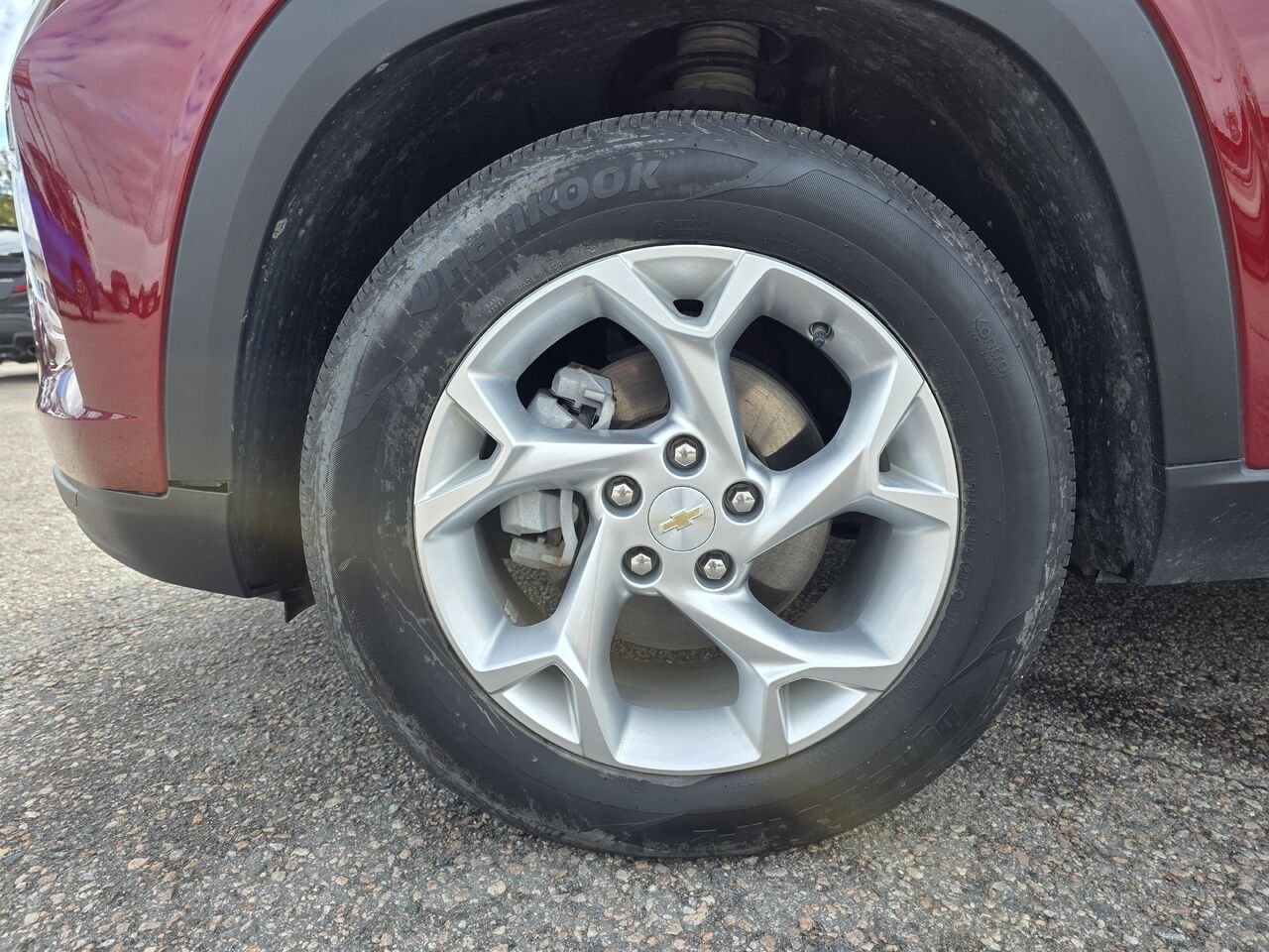 Chevrolet Trax LS 2025 Rouge Mont-Laurier - photo #12