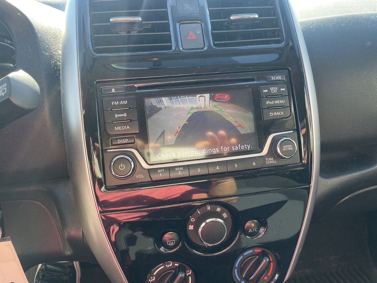 2018 Nissan Versa Note Red  - photo #18