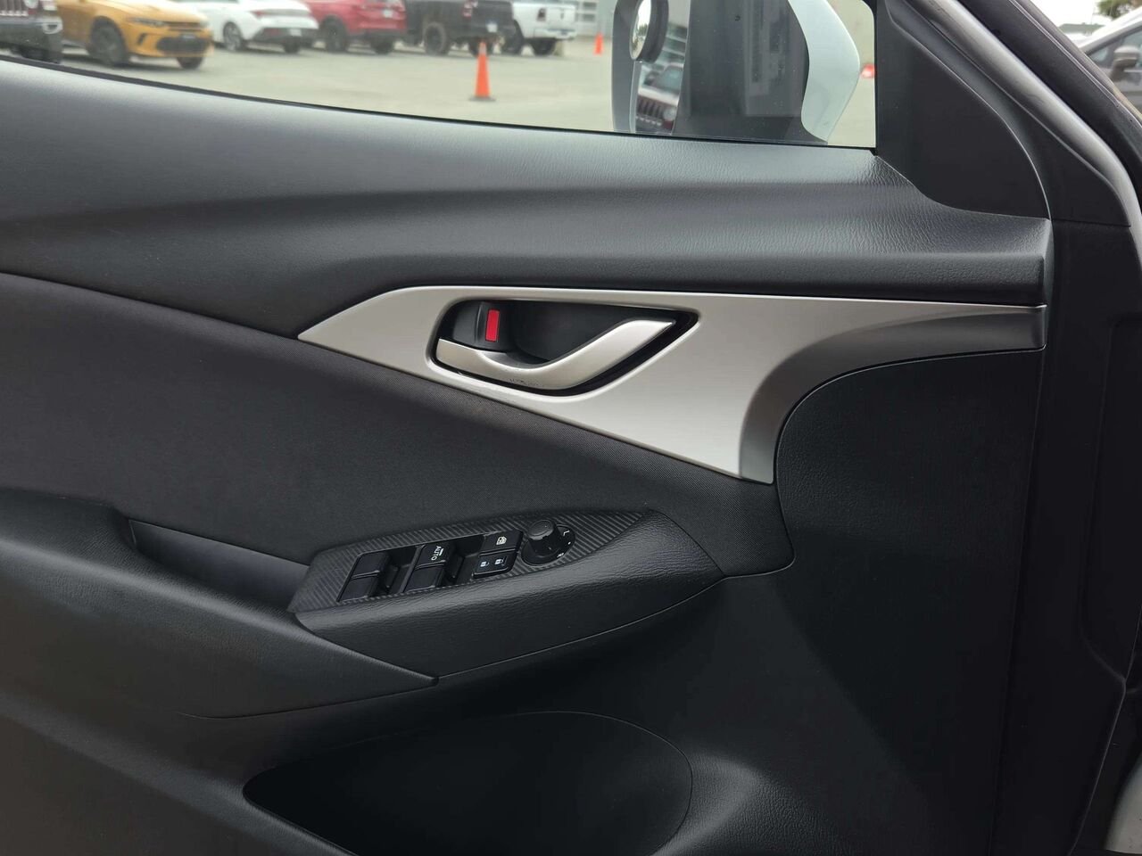 2017 Mazda CX-3 GS White Gatineau - photo #12