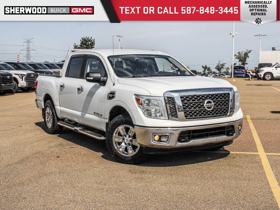 2017 Nissan Titan SV V8 4X4 | Remote Entry White