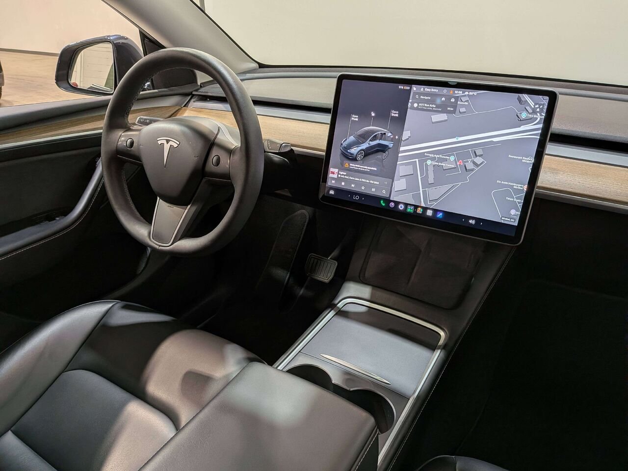 Tesla Model Y 2024 Gris Val-David - photo #20