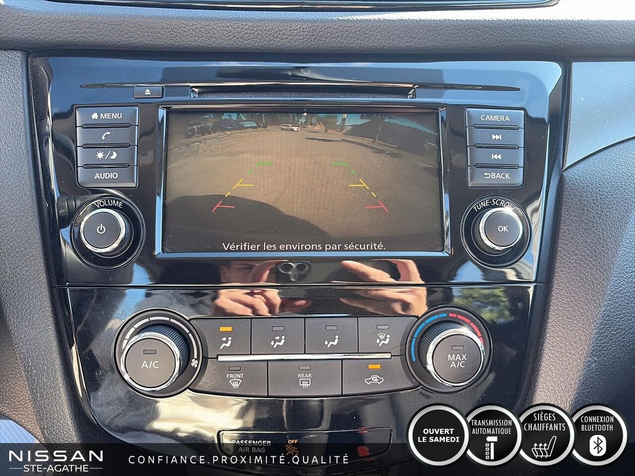 Nissan Qashqai S TI | AUTOMATIQUE | GROUPE COMMODITÉ | UN SEUL PROPRIÉTAIRE 2019 Gris Saint-Jérôme - photo #18