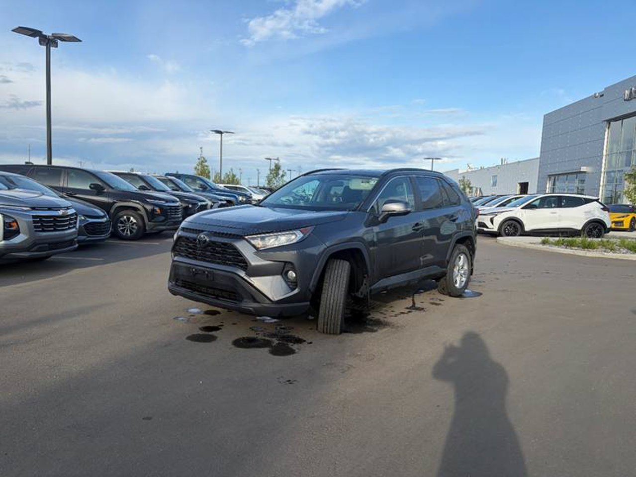2021 Toyota RAV4 XLE AWD Grey Sherwood Park - photo #2