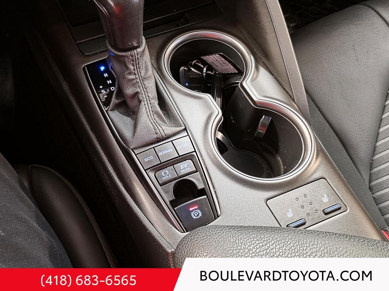 Toyota Camry 100493A-71 | SE AMÉLIORÉ, HYBRIDE 2023 Blanc Québec - photo #18
