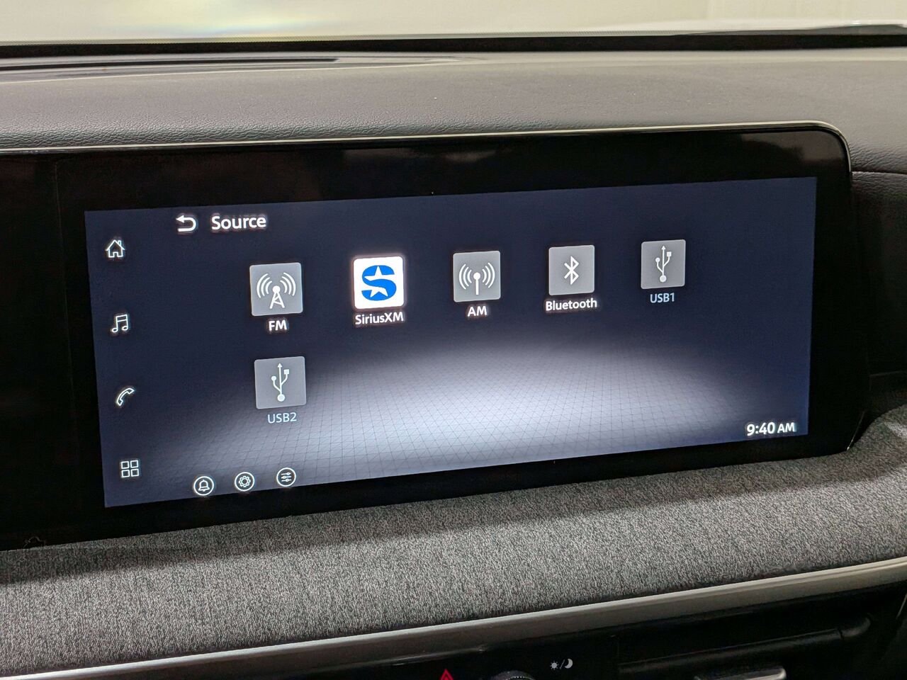2026 Nissan Kicks S AWD White Val-David - photo #21