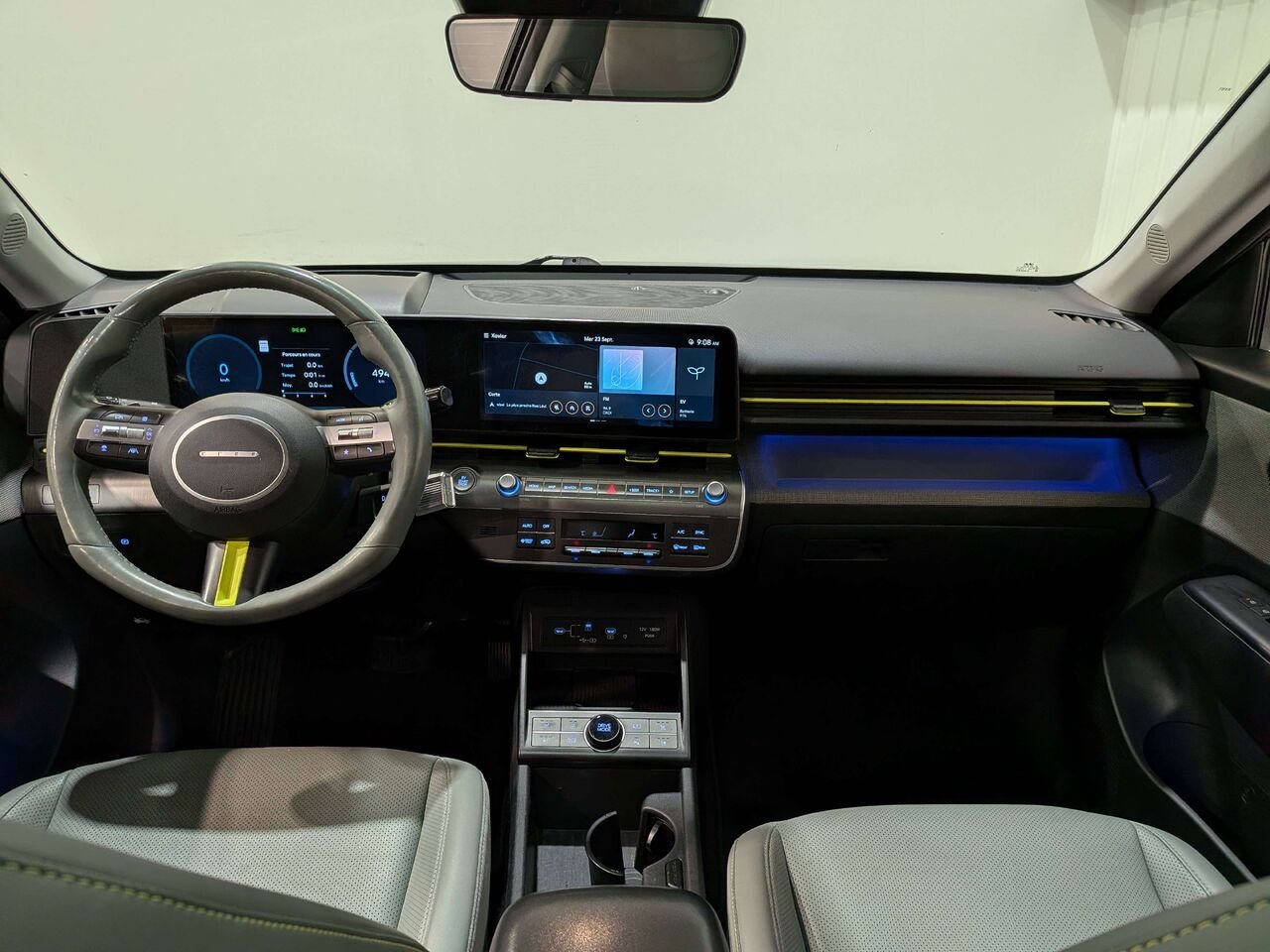 2024 Hyundai Kona Electric Ultimate FWD w/Sage-Green Interior Black Val-David - photo #12