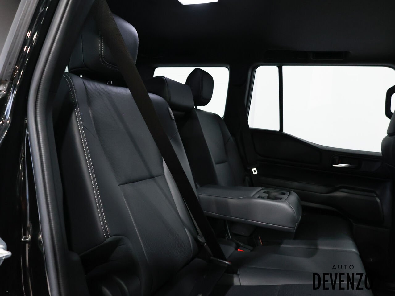 2024 Toyota Land Cruiser Black Saint-Eustache - photo #9