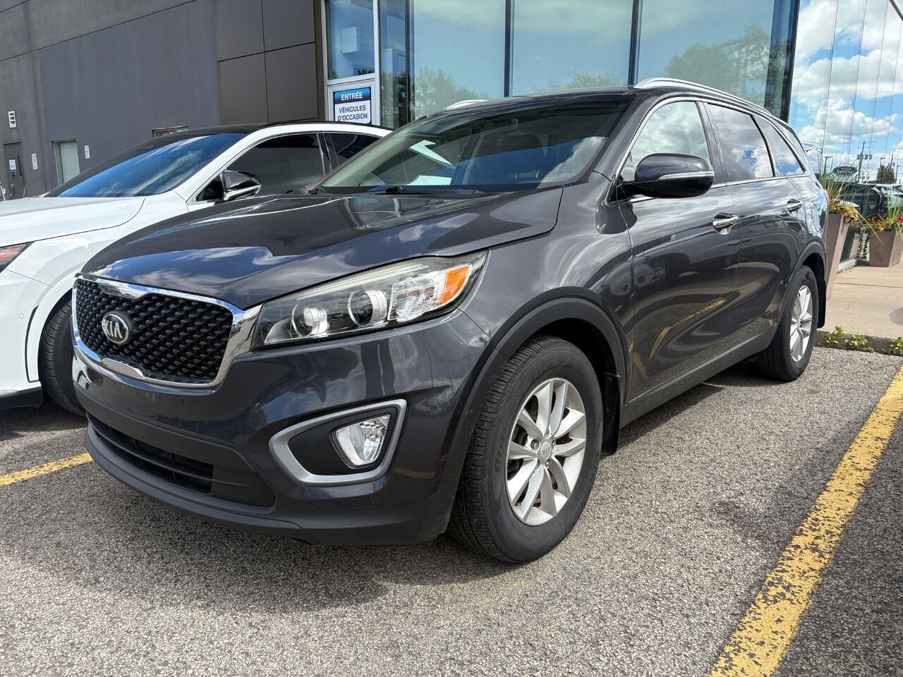 2016 Kia Sorento Grey Blainville - photo #0