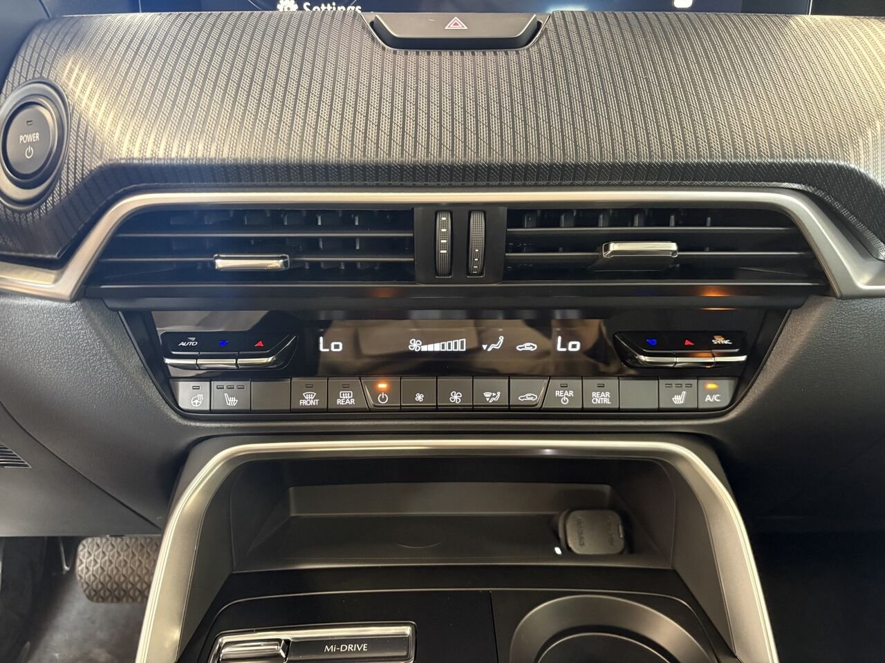 MAZDA CX-90 hybride rechargeable GS-L TI 2026 Bleu cristal foncé mica Châteauguay - photo #8