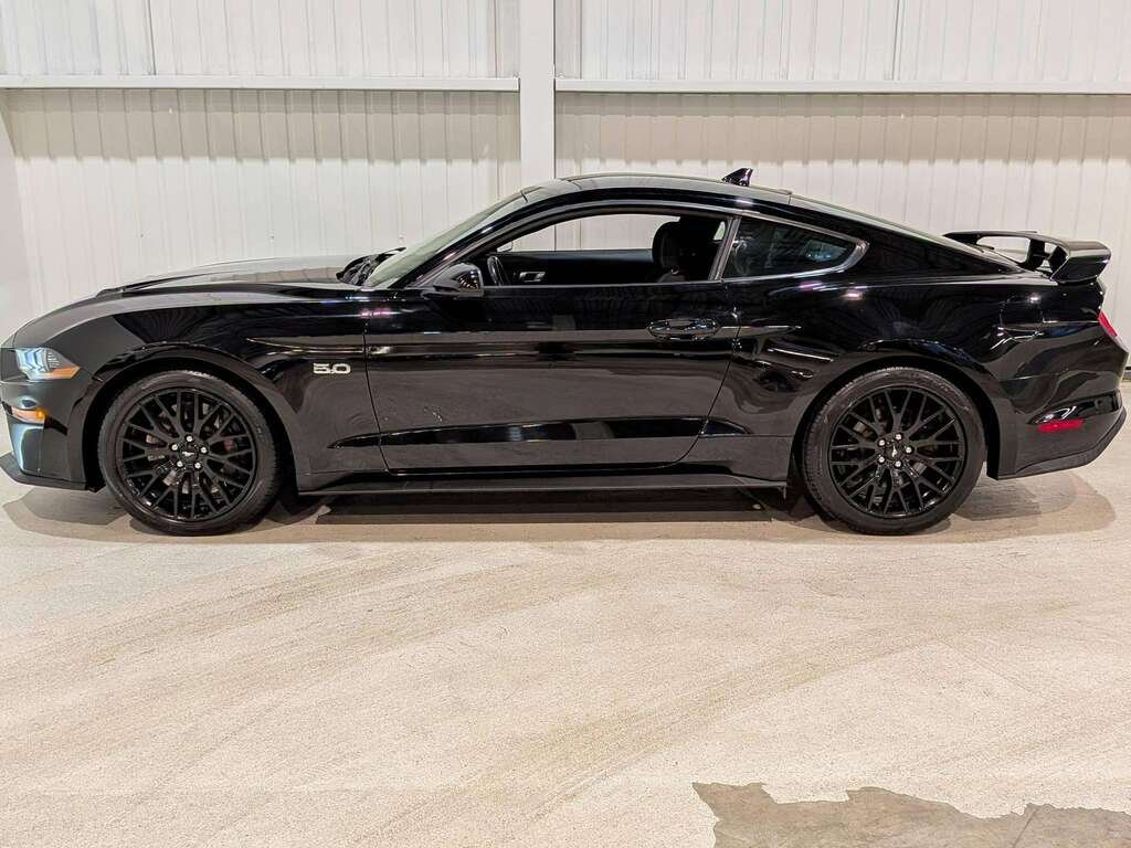 2021 Ford Mustang GT Premium Fastback Black Val-David - photo #2