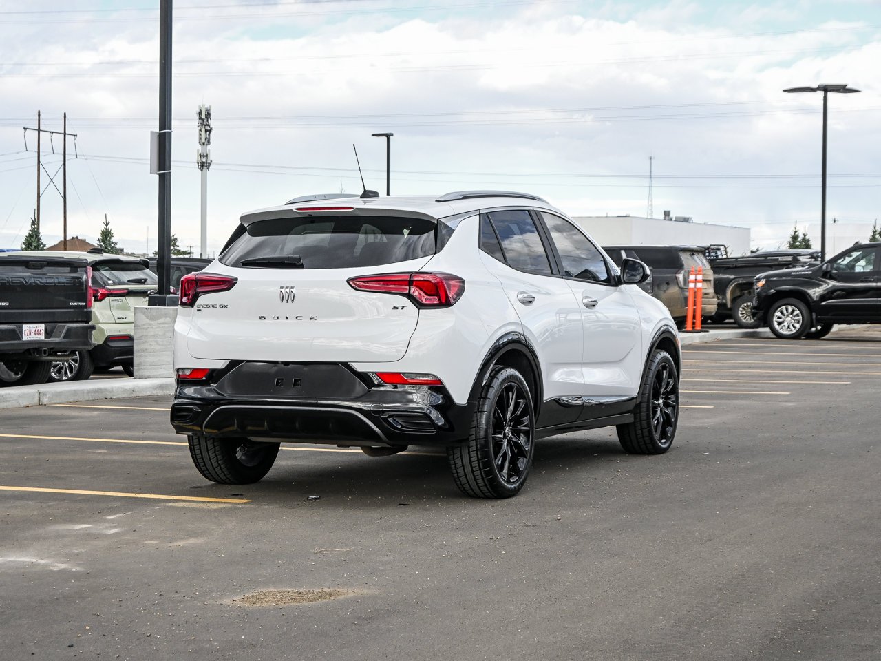 2024 Buick Encore GX AWD 4dr Sport Touring White Sherwood Park - photo #12