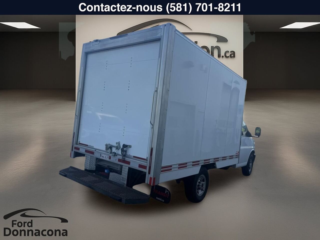 2023 GMC Savana White  - photo #3