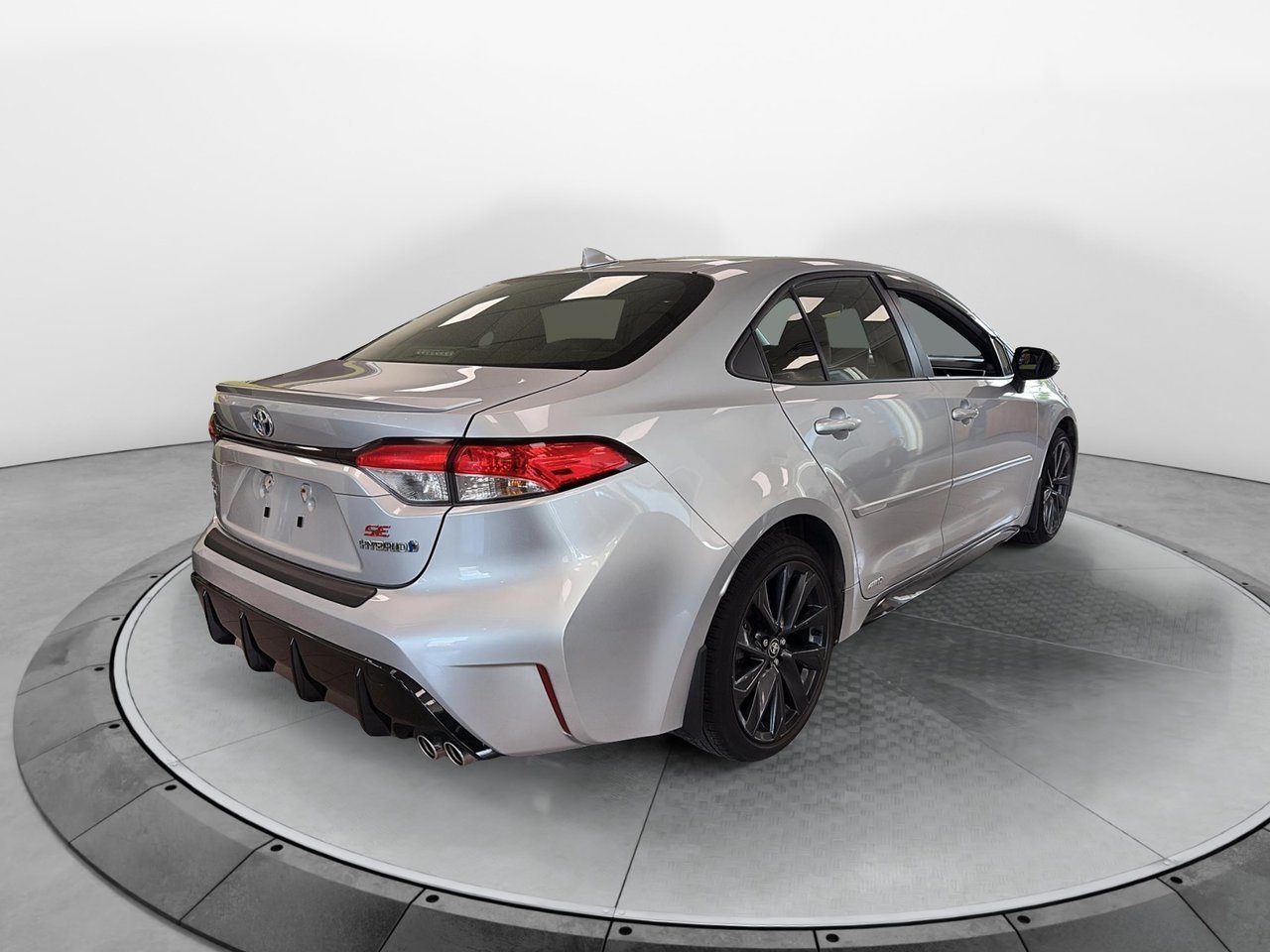 Toyota Corolla Hybrid SE 2023 Noir Baie-Comeau - photo #4