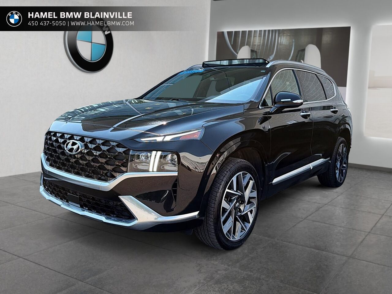 Black 2022 Hyundai Santa Fe SUV / Crossover