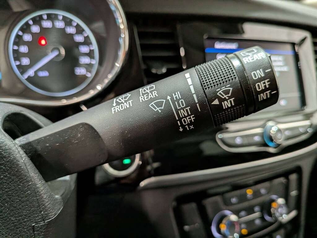 Buick Encore 2021 Noir Val-David - photo #16