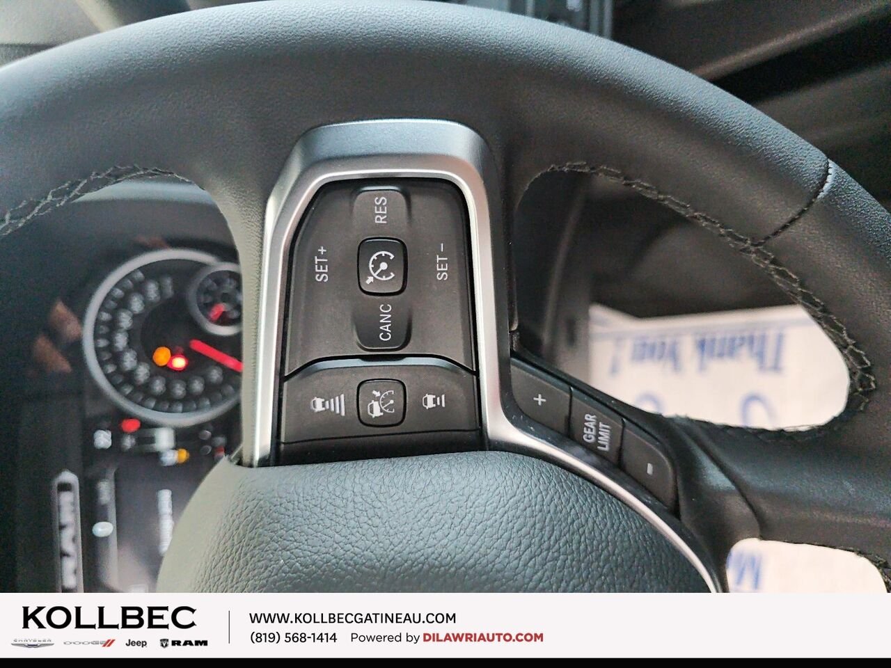 RAM 2500 Big Horn cabine d'équipe 4x4 caisse de 6 pi 4 po 2026 Couche nacrée rouge fondu Ottawa & Gatineau - photo #7