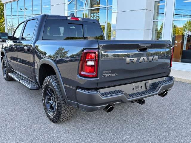 Ram 1500 2026 Bleu Saint-Basile-le-Grand - photo #11