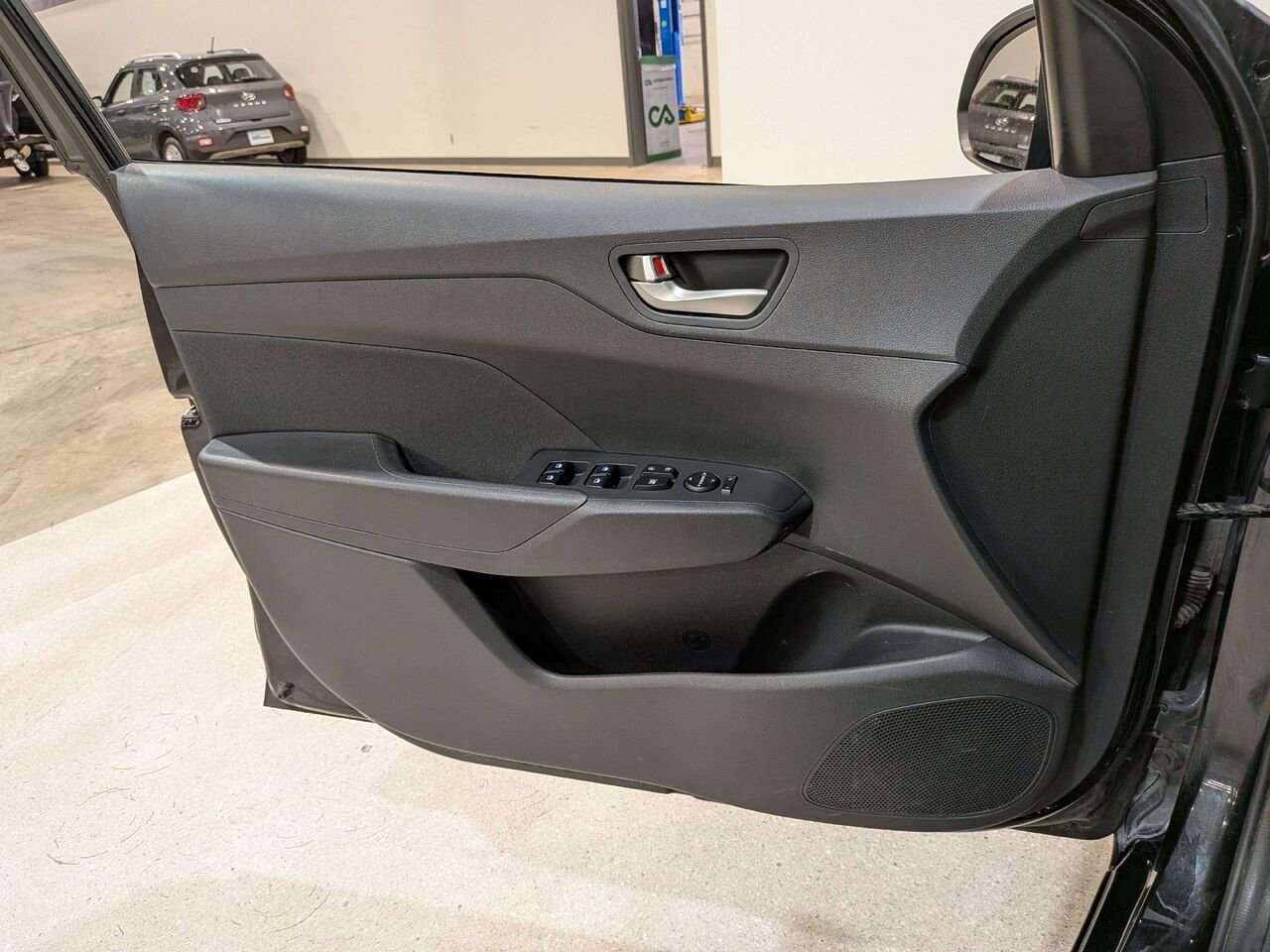 2020 Hyundai Accent 5 Door Preferred IVT Black Val-David - photo #30