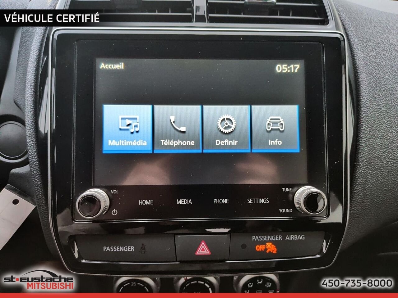 2024 Mitsubishi RVR White Saint-Eustache - photo #10