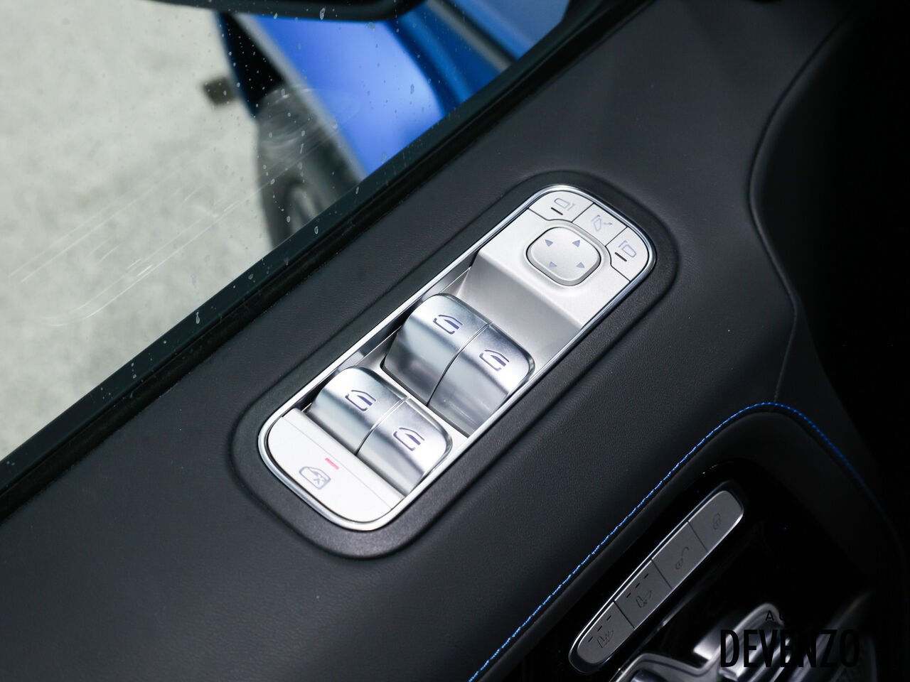 2025 Mercedes-Benz Classe-G Blue Saint-Eustache - photo #16