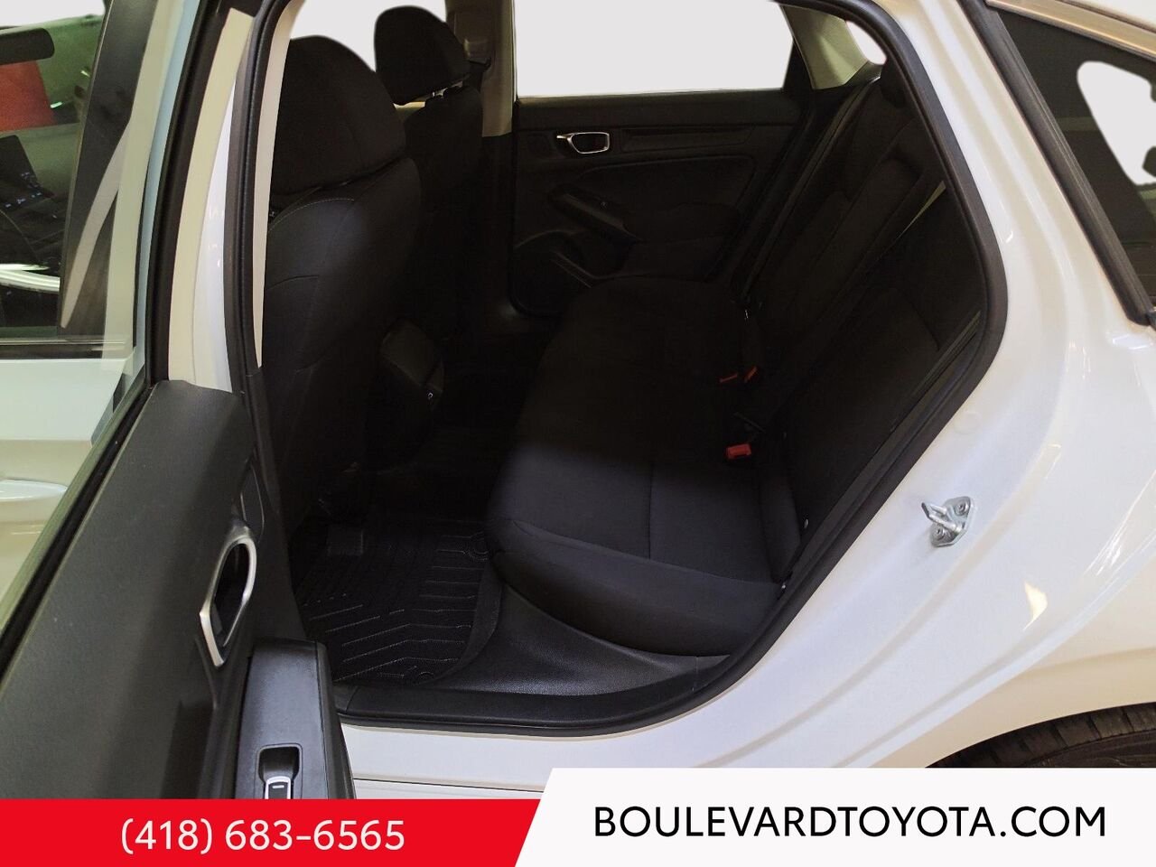 Honda Civic Berline 100411A-84 | EX 2023 Blanc Québec - photo #16