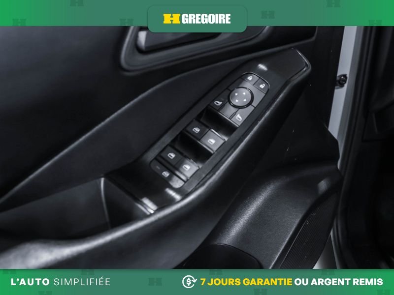 2024 Nissan Rogue White Laval - photo #13
