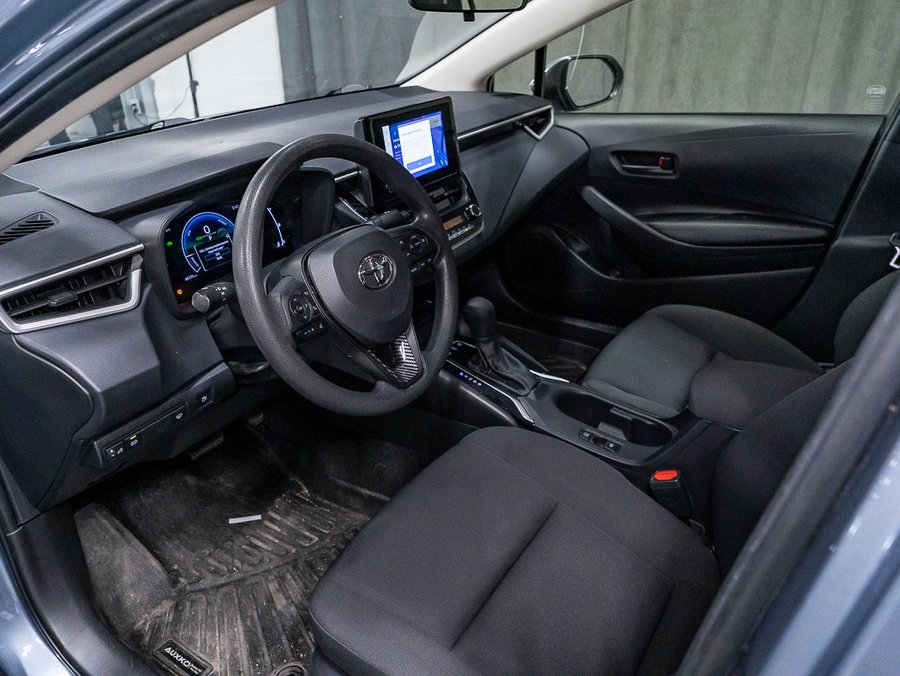2025 Toyota Corolla Hybrid LE Blue