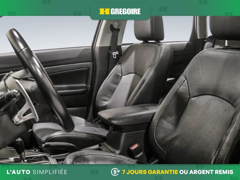 2019 Mitsubishi RVR Black Saint-Eustache - photo #13
