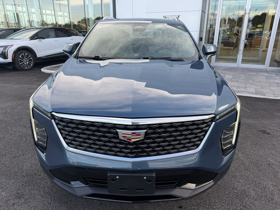 2024 Cadillac XT4 2024 Blue