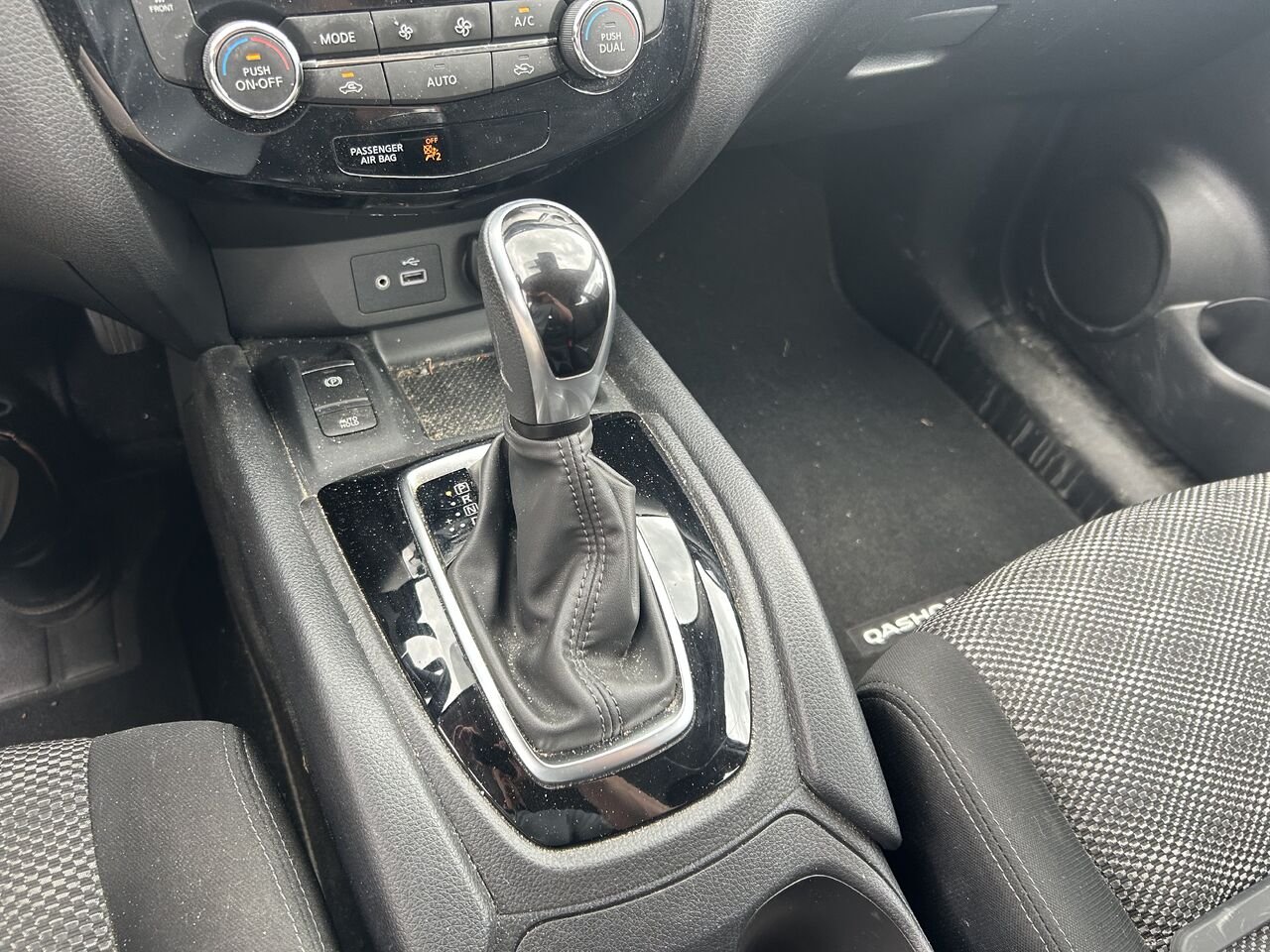 2022 Nissan Qashqai SV TI Red Châteauguay - photo #15