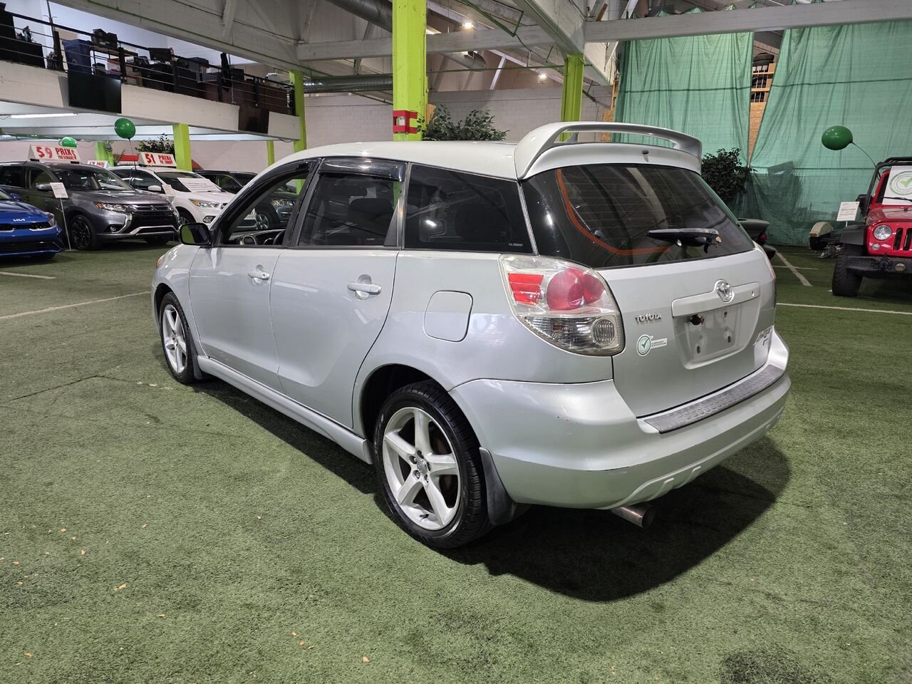 Toyota Matrix 2005 Argent Longueuil, - photo #3