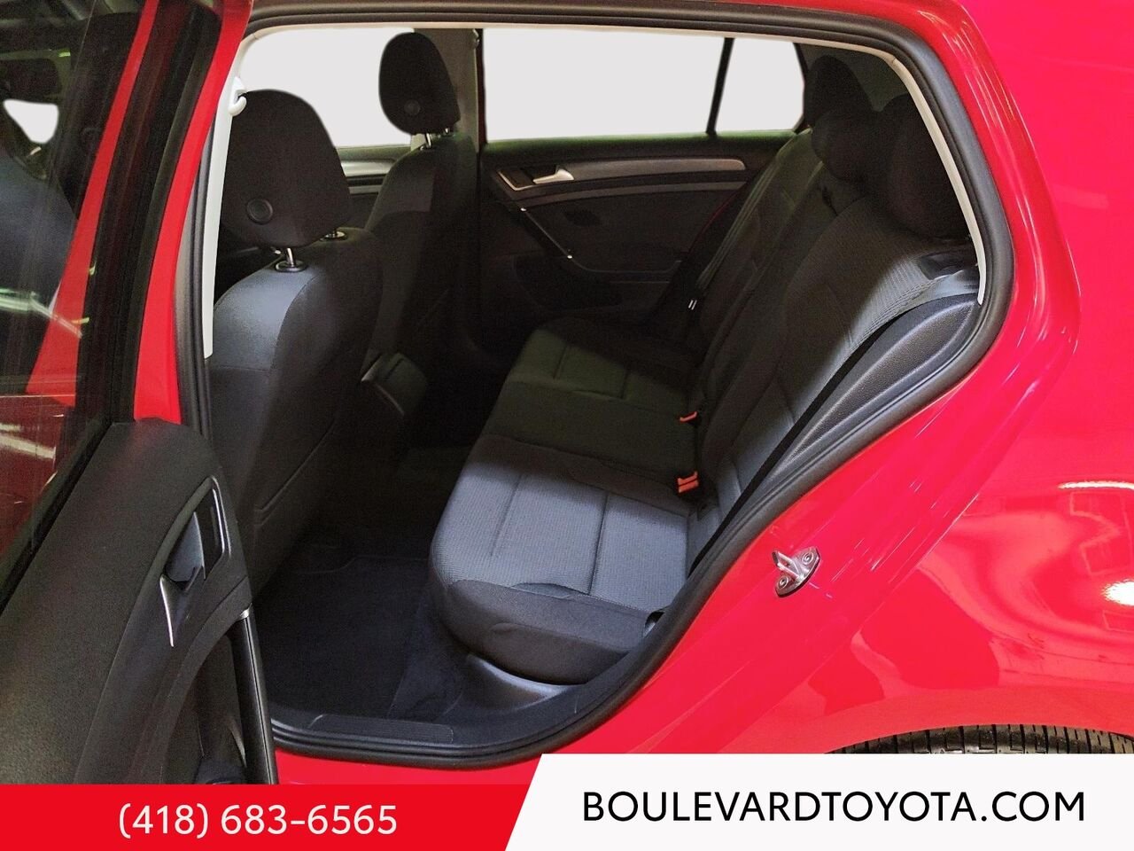 2021 Volkswagen Golf 100057A-59 | COMFORTLINE 5 PORTES AVEC BOÎTE MANUELLE Red Québec - photo #17