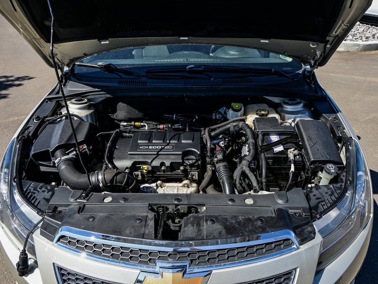 2014 Chevrolet Cruze 4dr Sdn 1LT Beige Sherwood Park - photo #8