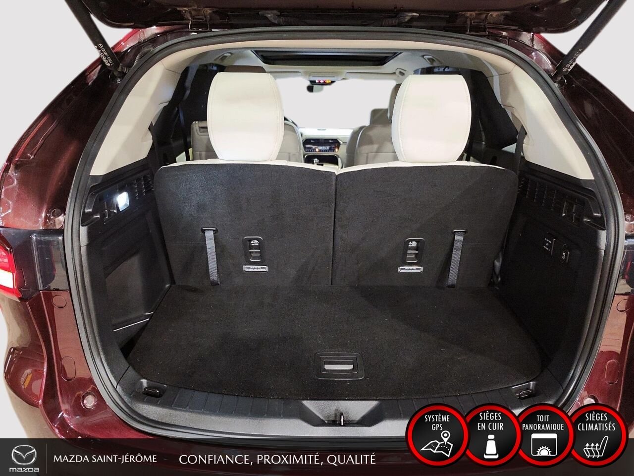 Mazda CX-90 hybride léger SIGNATURE TI | 1 PROPRIÉTAIRE | JAMAIS ACCIDENTÉ | HYBRIDE LÉGER | TOIT PANORAMIQUE | CUIR NAPPA 2024 Rouge Saint-Jérôme - photo #24