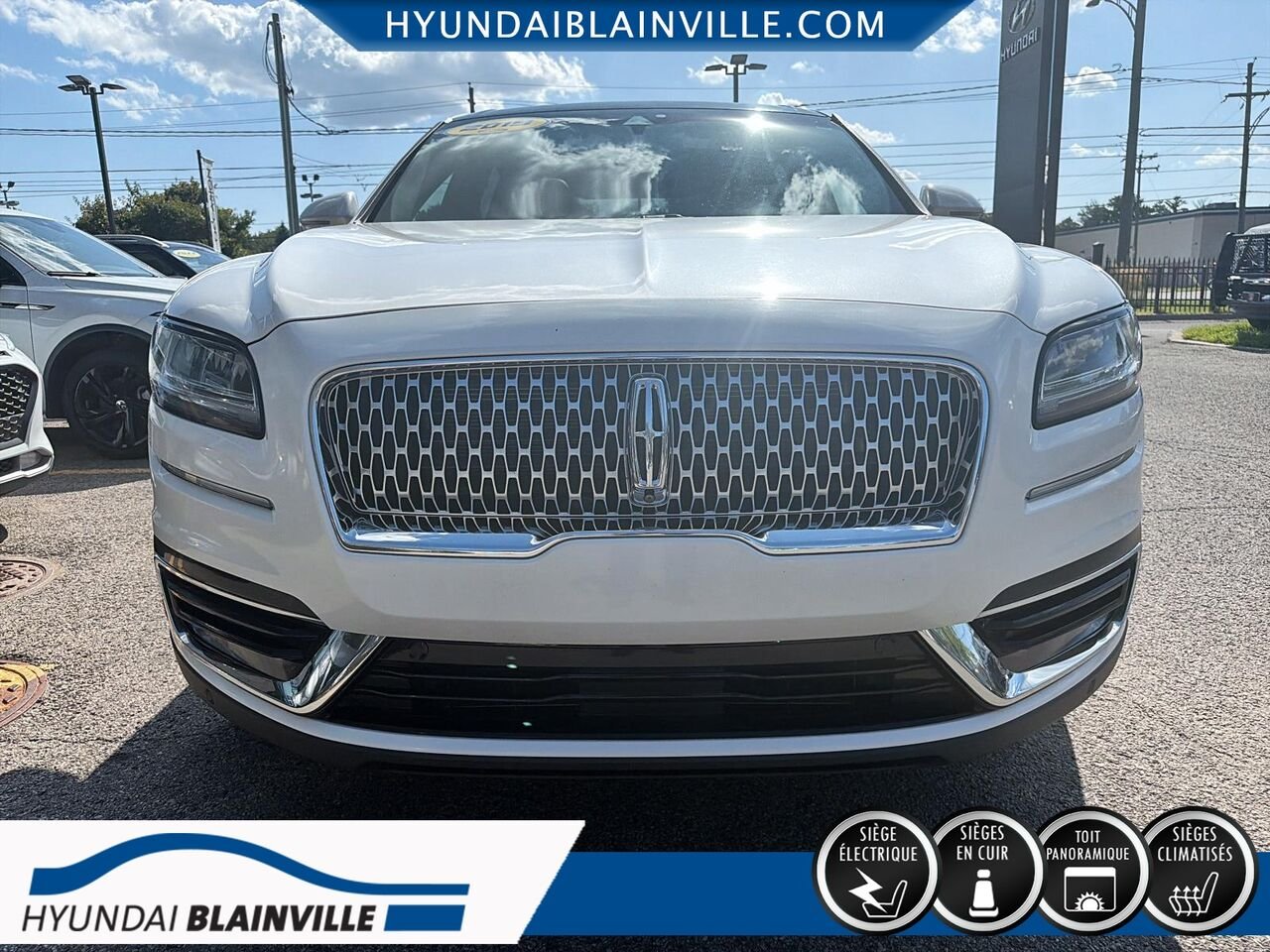 2019 Lincoln Nautilus White Blainville - photo #1