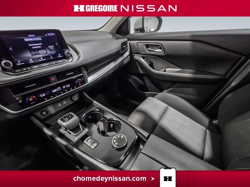 2024 Nissan Rogue Silver Blainville - photo #22