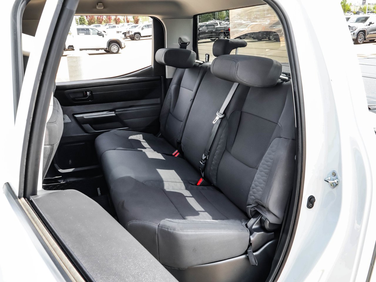 2024 Toyota Tundra 4x4 Crewmax SR White Sherwood Park - photo #15