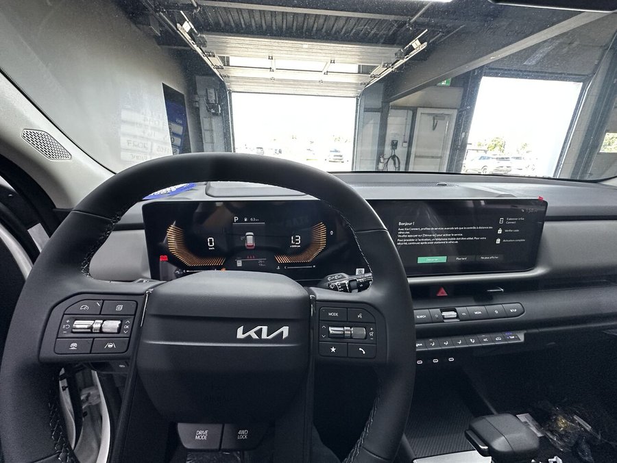 2027 Kia Seltos LX TA Snow White Pearl