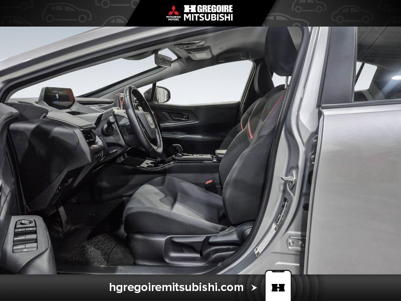 Toyota Prius 2024 Argent Laval - photo #13
