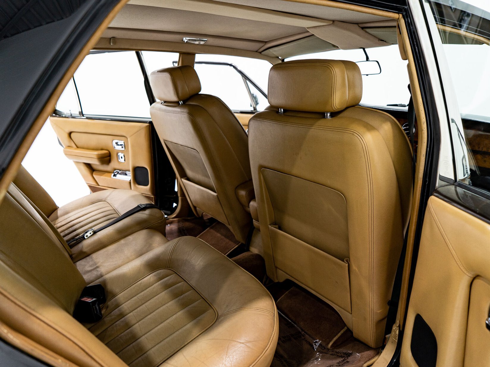Rolls Royce Silver Spur **PRIX EN USD** 1981 Noir Montréal - photo #51