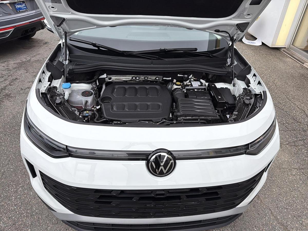 2025 Volkswagen Tiguan White Rouyn-Noranda - photo #7