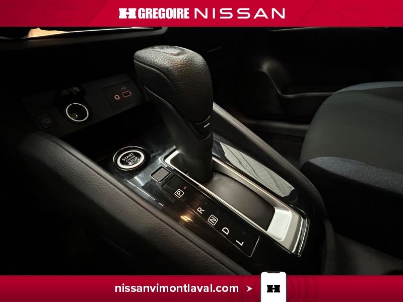 Nissan Versa 2024 Bleu Laval - photo #20