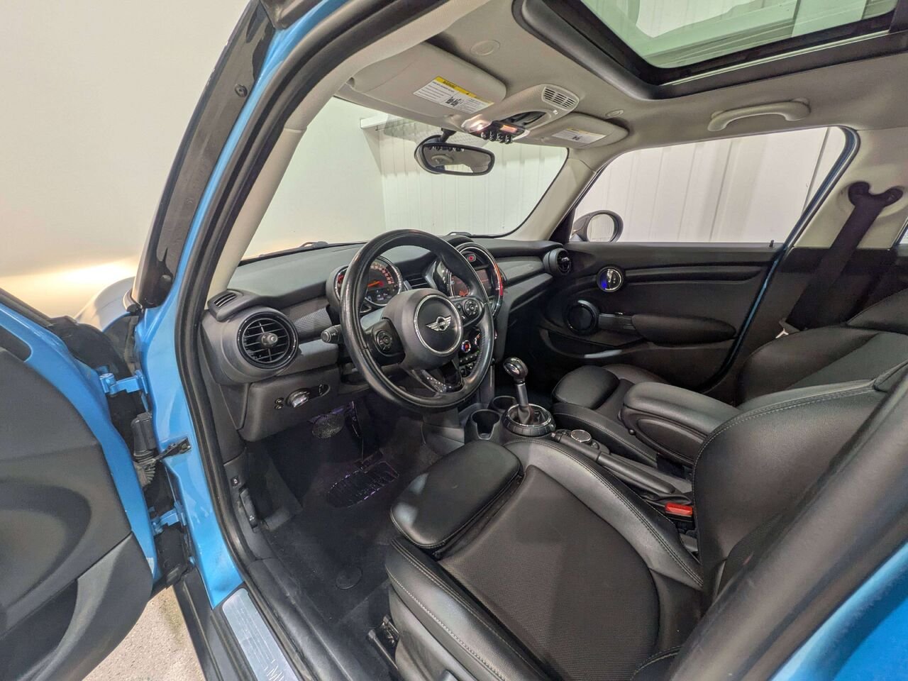 2016 MINI Cooper Hardtop 5 Door 5dr HB Blue Val-David - photo #9