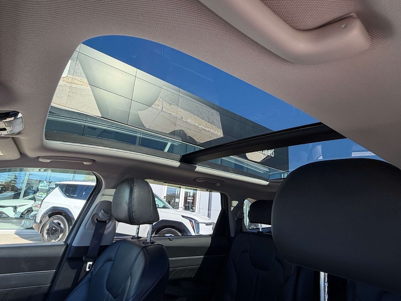 Kia Sorento 2023 Gris Gatineau - photo #18